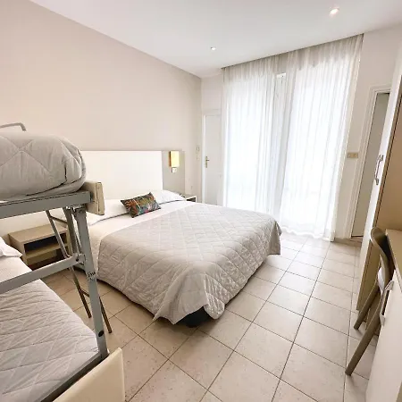 Aura Living Ξενοδοχείο