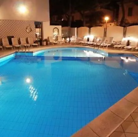 Aura Living ريميني