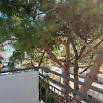 Aura Living 3*