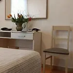 Ξενοδοχείο Aura Living