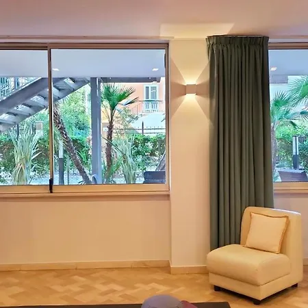 Hotell Aura Living