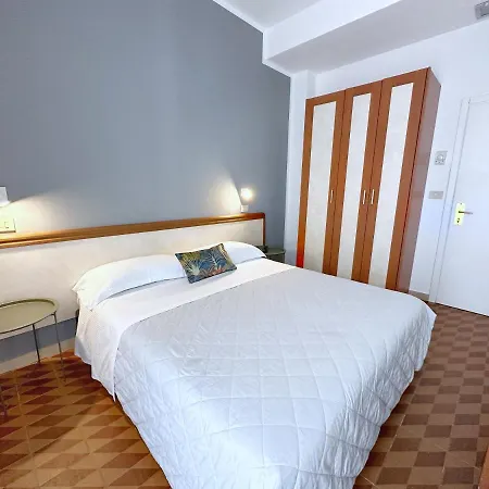 Hotell Aura Living Rimini