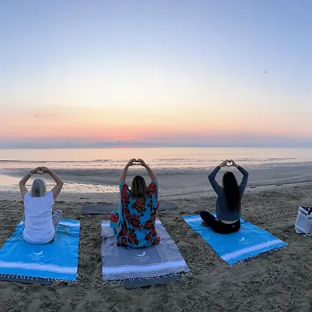 Hotel Aura Living 3*