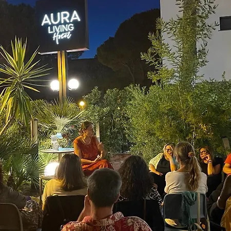 Aura Living 3* ريميني