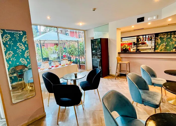 Szálloda Aura Living 3*