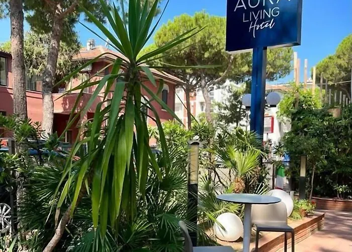 Aura Living Szálloda 3*